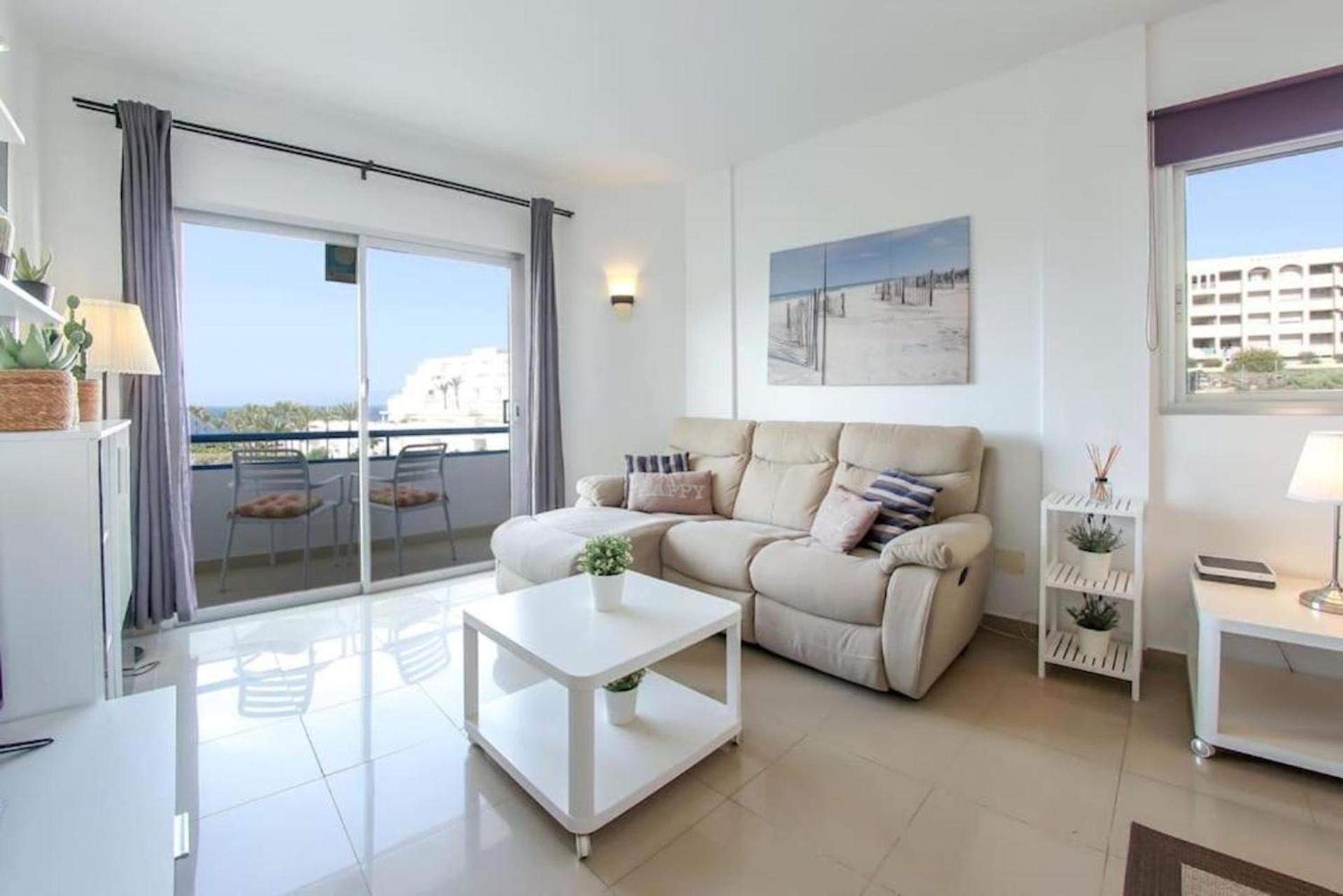 Amazing 2 Bedroom Flat With Beachfront And Pool, Paraiso Del Sur A306 Плайя-Параисо Экстерьер фото